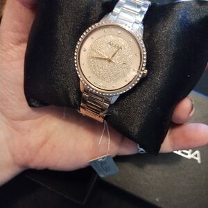Alba Women's Rose Gold Watch NWT